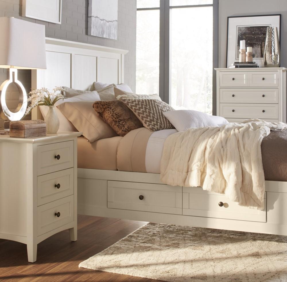 Modus Furniture - Paragon Three Drawer Nightstand in White - 4NA481 veiw 2