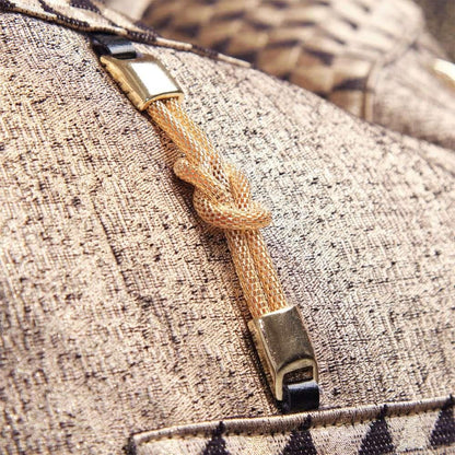 AICO by Michael Amini - Lisbon Loveseat - Onyx/Gold - LFR-LSBN825-ONX-806 veiw 7