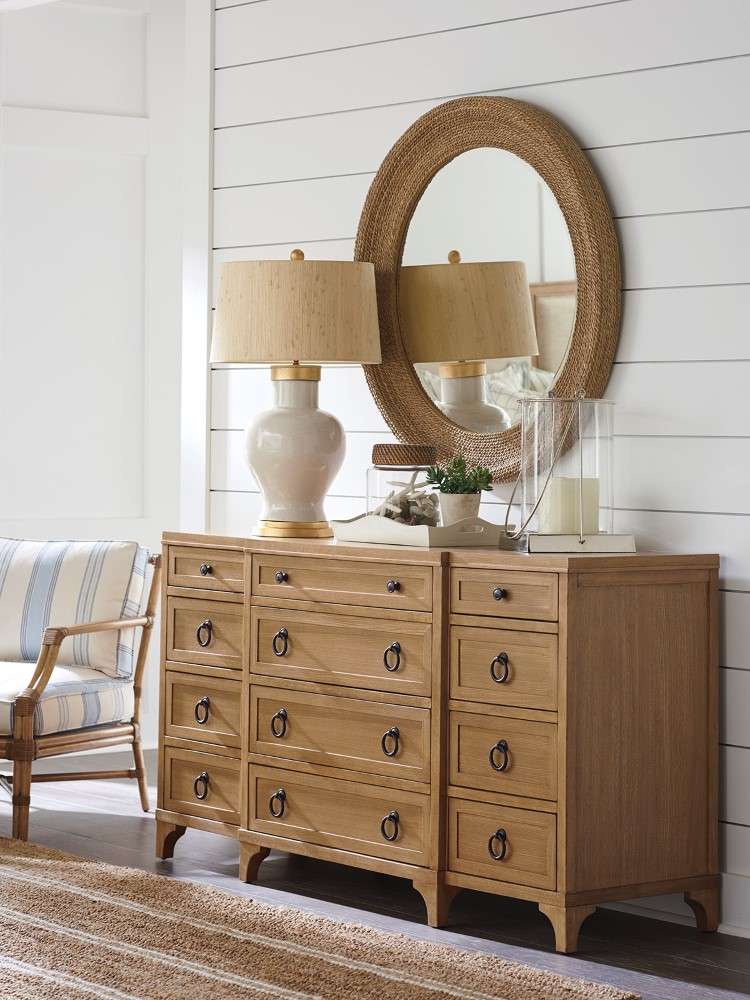 Barclay Butera - Garnet Breakfront Dresser - 01-0920-233 veiw 2