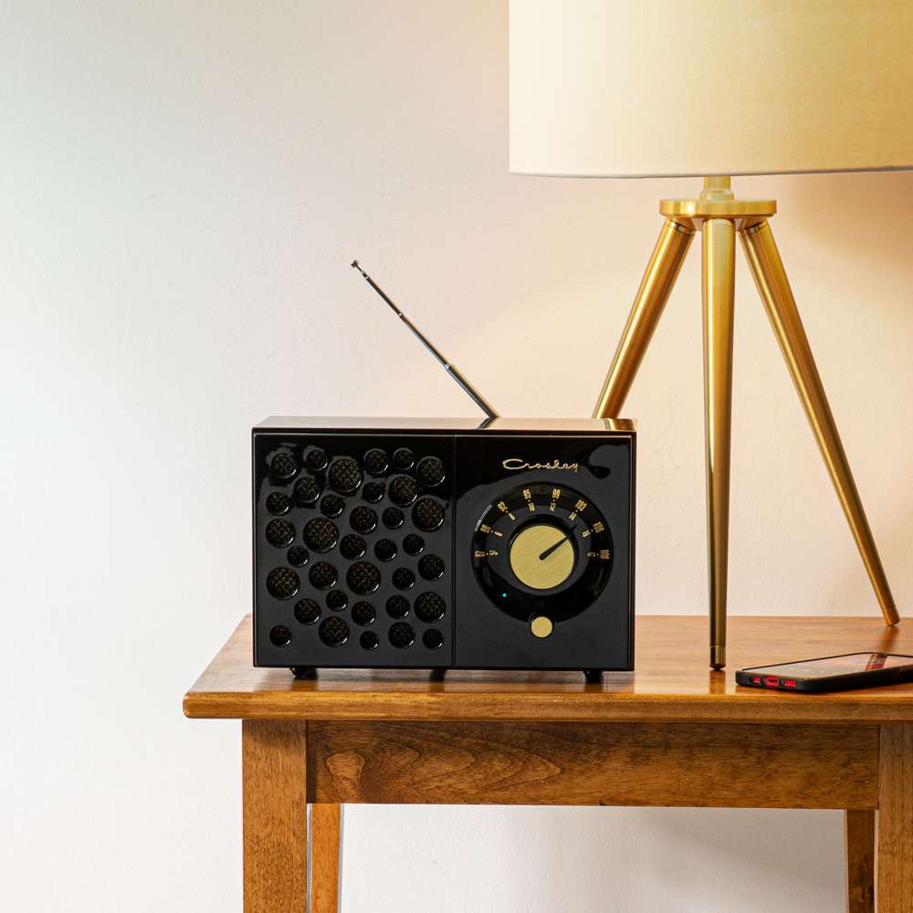 Crosley Radio - Maverick Radio In Black - CR3042A-BK veiw 5