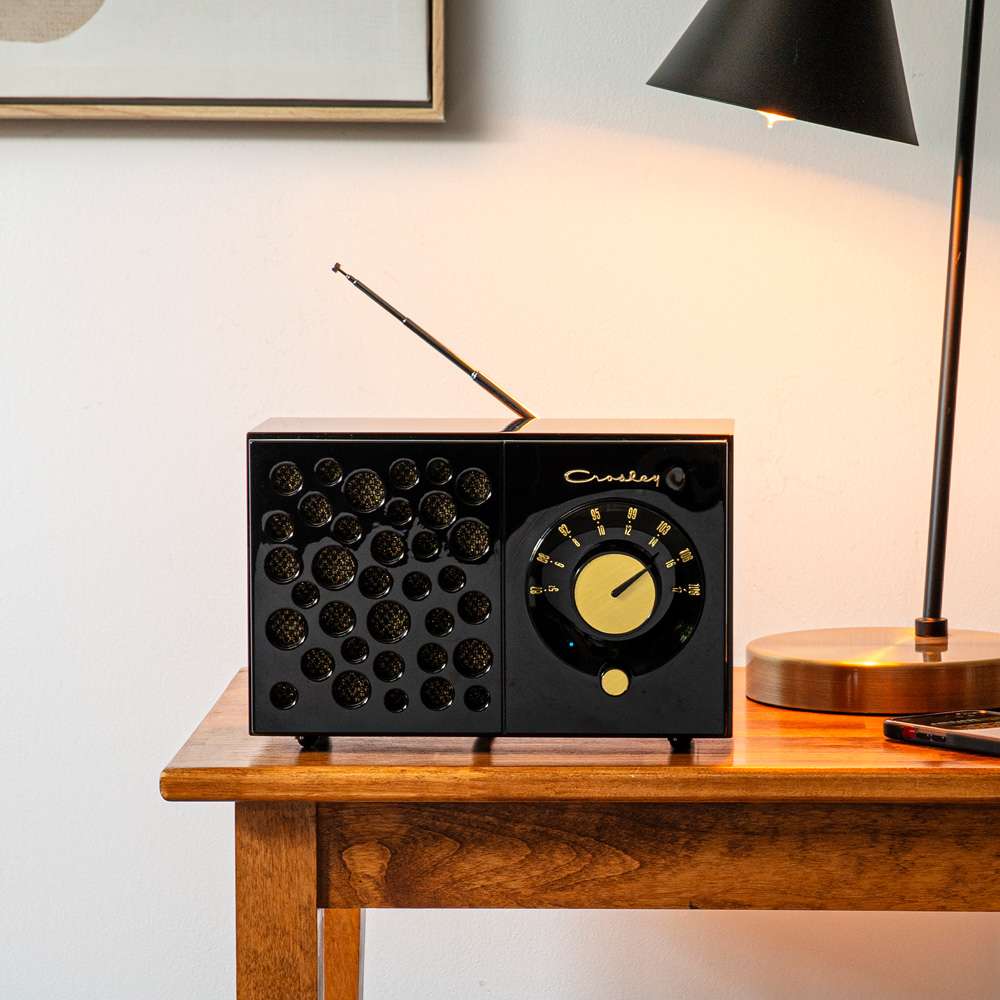 Crosley Radio - Maverick Radio In Black - CR3042A-BK veiw 7