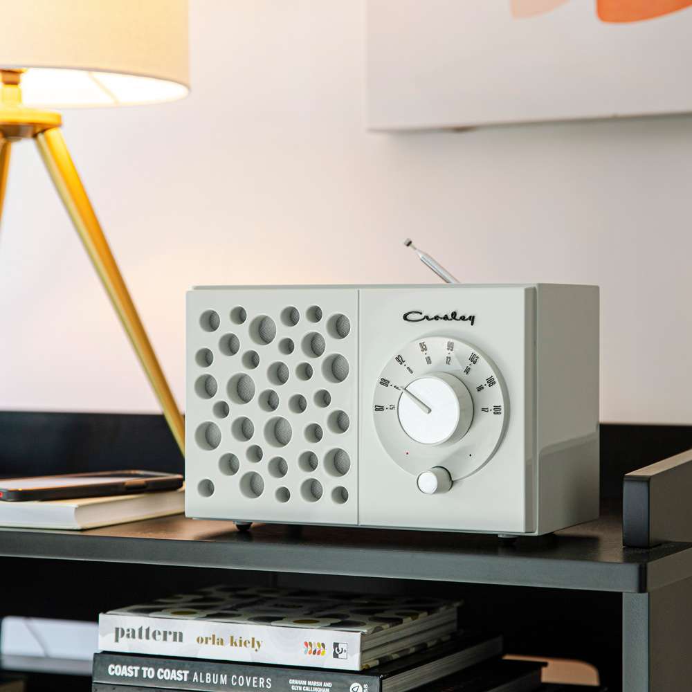 Crosley Radio - Maverick Radio In White Sand - CR3042A-WS veiw 3