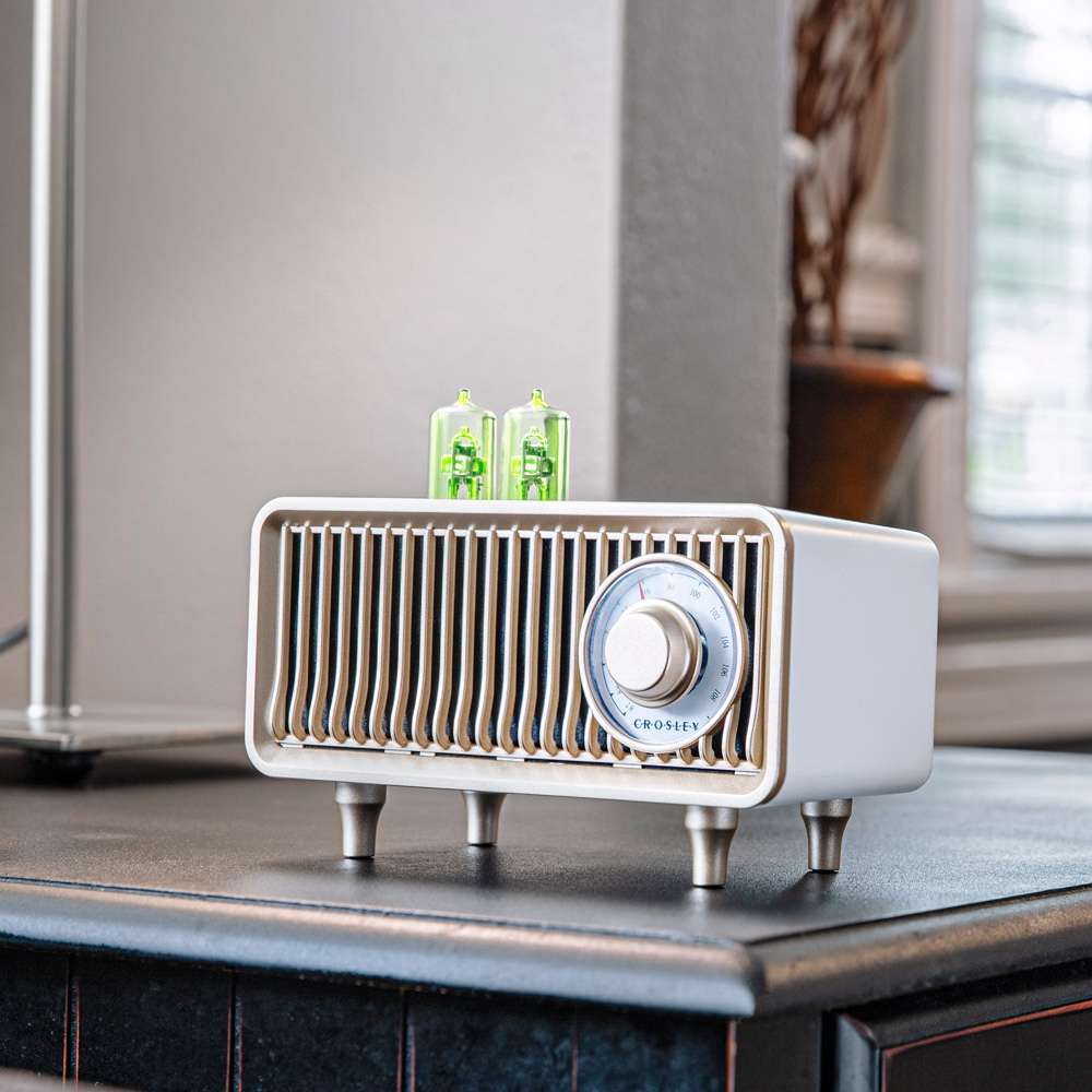 Crosley Radio - Milton Radio In White Sand - CR3043A-WS veiw 3