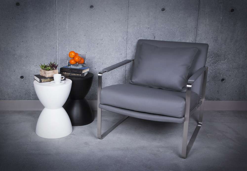 Euro Style - Sallie Stool in Black - 90101BLK veiw 2