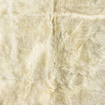 Four Hands - Lalo Lambskin Rug, Cream - 223281-001 veiw 3