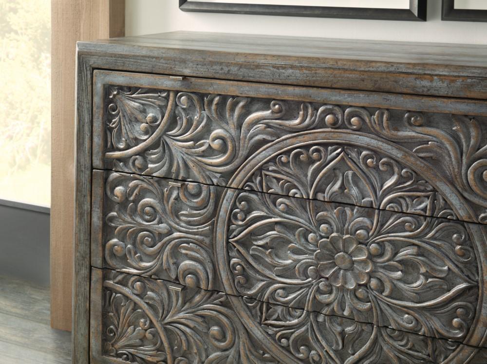 Hooker Furniture - La Grange Lockhart Three-Drawer Accent Chest - 6960-50007-45 veiw 3