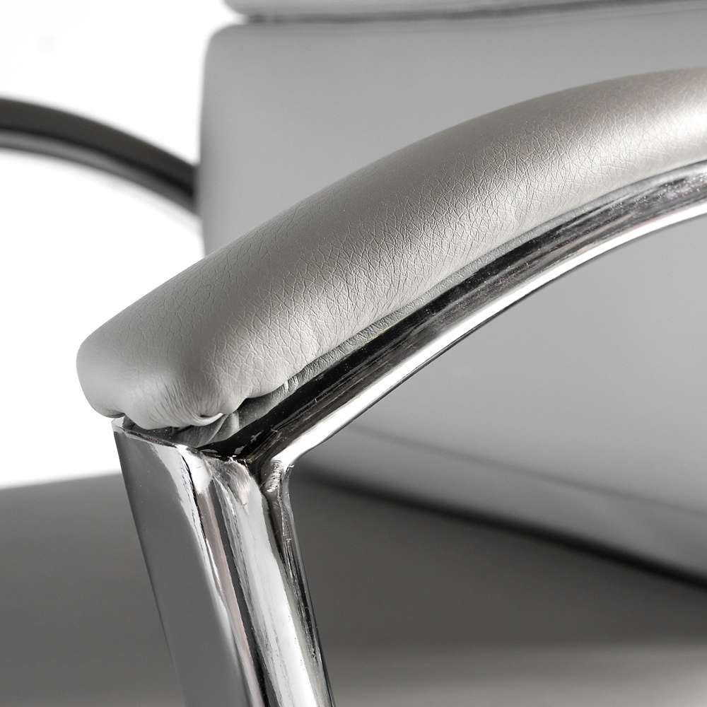 Bush Furniture - Modelo High Back Leather Executive Office Chair in Light Gray - CH1701LGL-03 veiw 3
