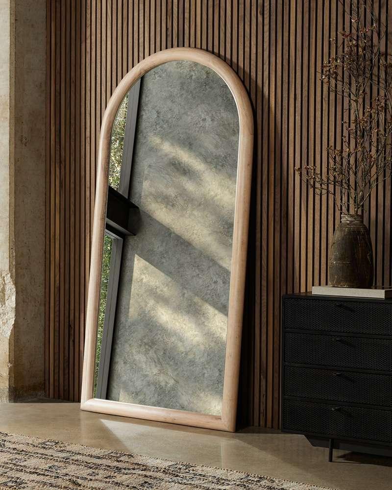 Four Hands - Gulliver Floor Mirror - Whitewash Acacia - 230068-002 veiw 4