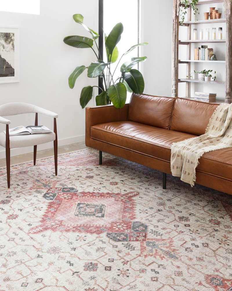Loloi - Skye Ivory / Berry 2-3in x 3-9in Accent Rug - SKYESKY-02IVBY2339 veiw 2