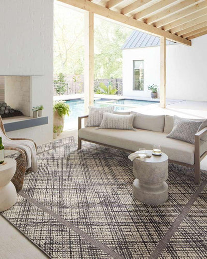 Loloi - Rainier Ivory / Charcoal 7-10in x 10-10in Area Rug - RANERAI-10IVCC7AAA veiw 2
