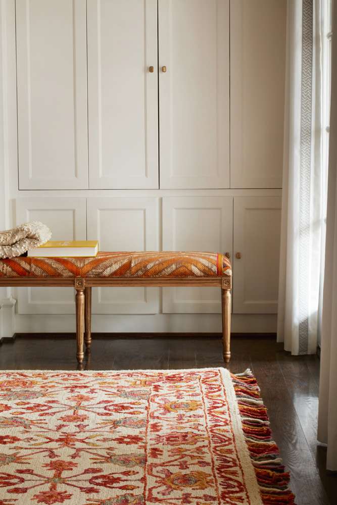Loloi - Zharah Berry 18in x 18in Sample Rug - ZHARZR-06BY00160S veiw 2
