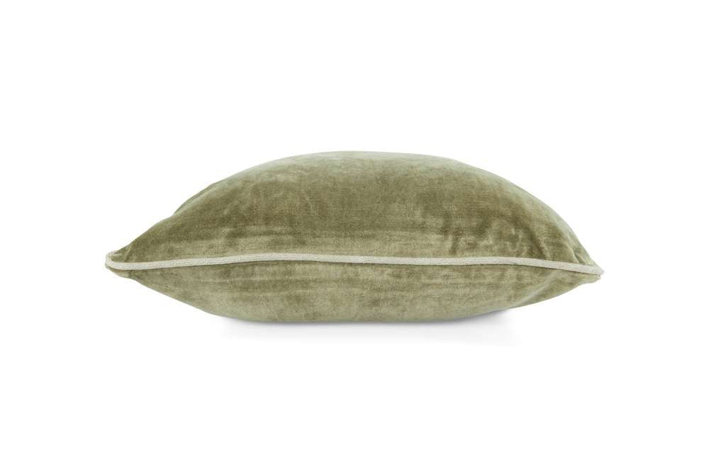 Classic Home - SLD Heirloom Velvet Moss 18x18 - V200065 veiw 4