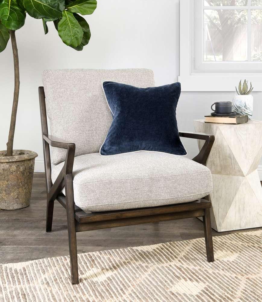 Classic Home - SLD Heirloom Velvet Navy 18x18 - V150762 veiw 3