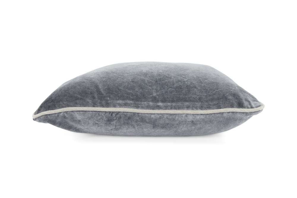 Classic Home - SLD Heirloom Velvet Stone Gray 18x18 - V150761 veiw 4
