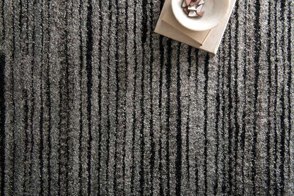 Loloi - Emory Grey / Black 3-10in x 5-7in Accent Rug - EMOREB-02GYBL3A57 veiw 2