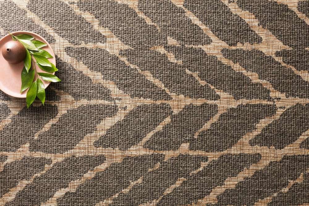 Loloi - Isle Charcoal / Mocha 2-2in x 3-9in Accent Rug - ISLEIE-02CCMC2239 veiw 2