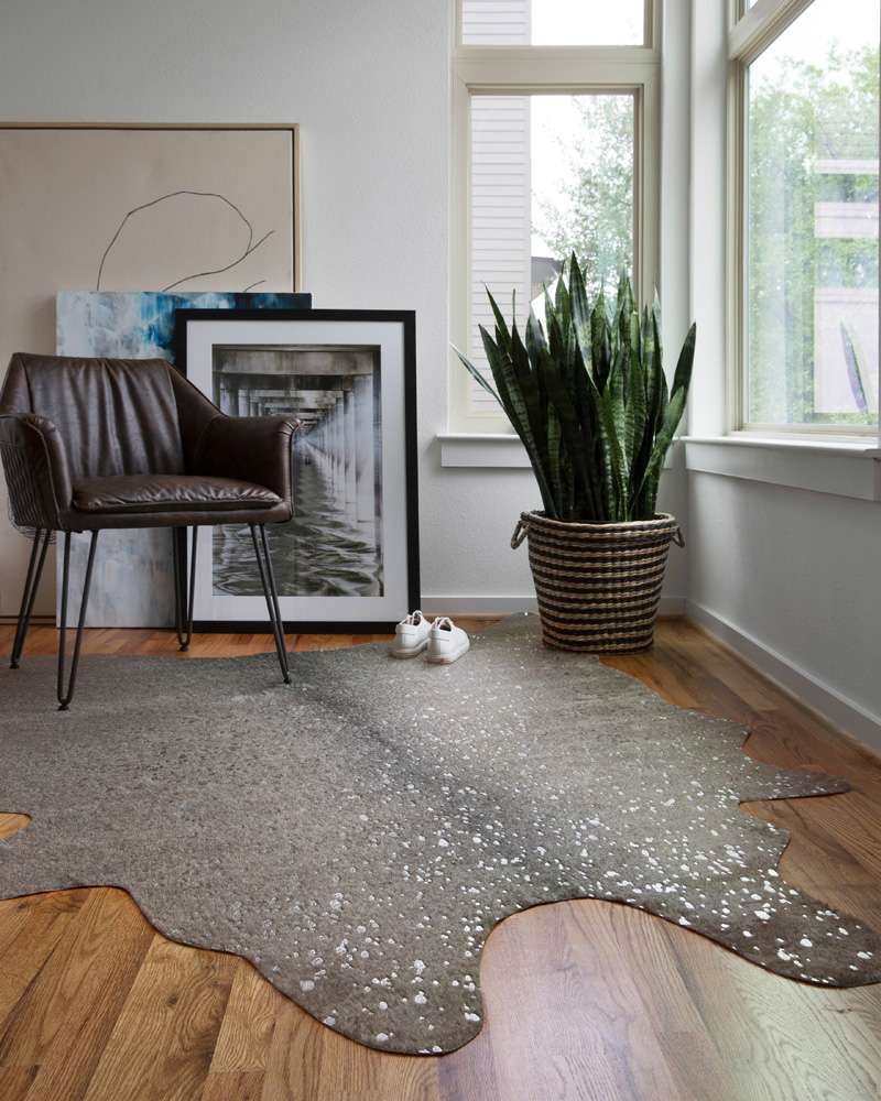 Loloi - Bryce Graphite / Silver 5 x 6-6in Area Rug - BRYCBZ-03GTSI5066 veiw 2