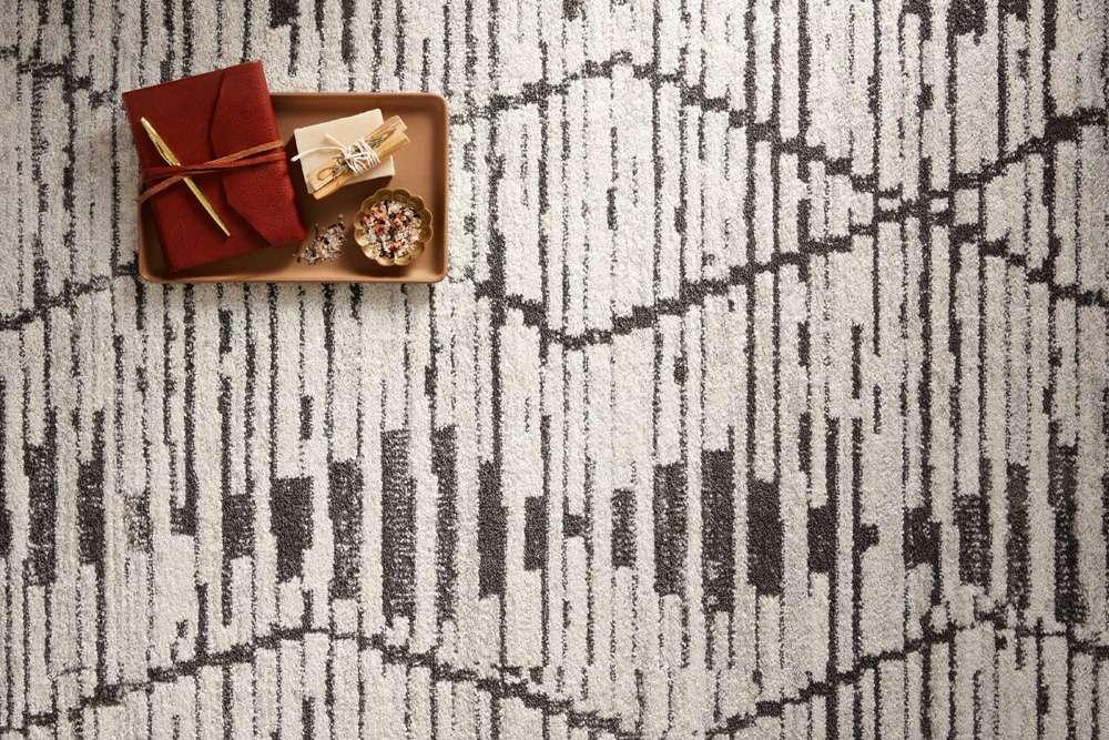 Loloi - Kamala Charcoal / Dove 7-10in x 10 Area Rug - KAMAKAM-02CCDV7AA0 veiw 3