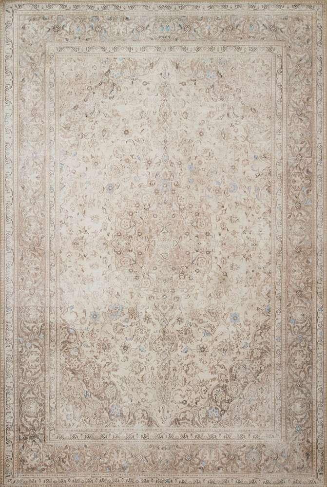 Loloi - Loren Sand / Taupe 5-0in x 7-6in Area Rug - LORELQ-03SATA5076 veiw 1