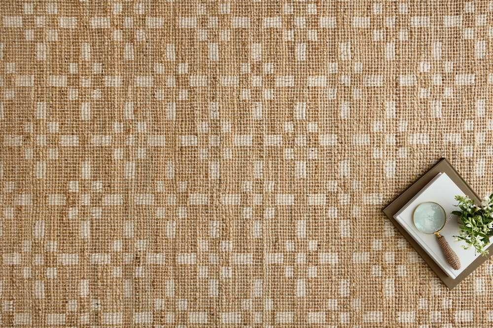 Chris Loves Julia x Loloi - Judy Natural / Ivory 9-3in x 13 Area Rug - JUDYJUD-07NAIV93D0 veiw 3