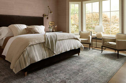 Chris Loves Julia x Loloi - Jules Emerald / Antique Ivory 3-6in x 5-6in Accent Rug - JULSJUL-08EMAI3656 veiw 3
