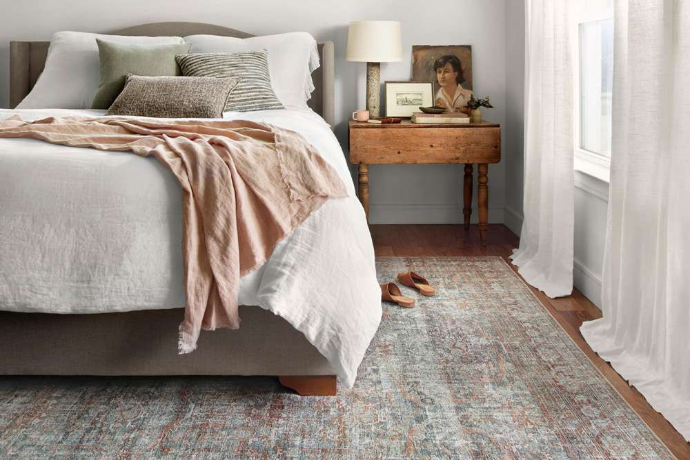 Chris Loves Julia x Loloi - Jules Lagoon / Brick 3-6in x 5-6in Accent Rug - JULSJUL-05LJBK3656 veiw 3