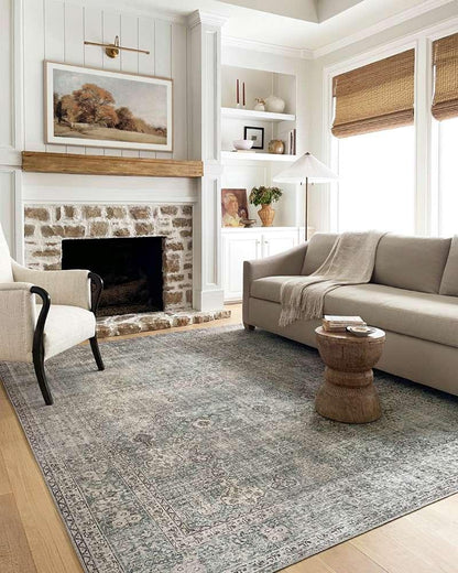 Chris Loves Julia x Loloi - Jules Emerald / Antique Ivory 7-6in x 9-6in Area Rug - JULSJUL-08EMAI7696 veiw 4