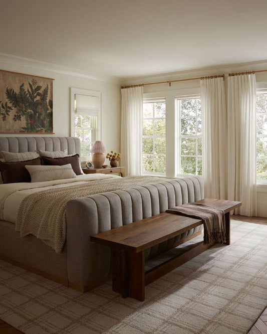 Chris Loves Julia x Loloi - Polly Cream / Sand 2-0in x 5-0in Accent Rug - POLLPOL-12CRSA2050 veiw 2