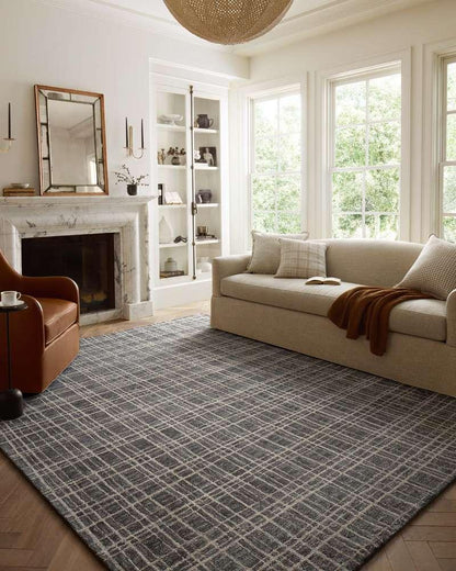 Chris Loves Julia x Loloi - Polly Graphite / Pebble 7-9in x 9-9in Area Rug - POLLPOL-11GTPP7999 veiw 2