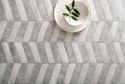 Loloi - Dorado Grey / Ivory 7-9in x 9-9in Area Rug - DORADB-01GYIV7999 veiw 3