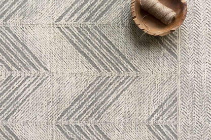 Loloi - Kopa Grey / Ivory 7-9in x 9-9in Area Rug - KOPAKO-02GYIV7999 veiw 3
