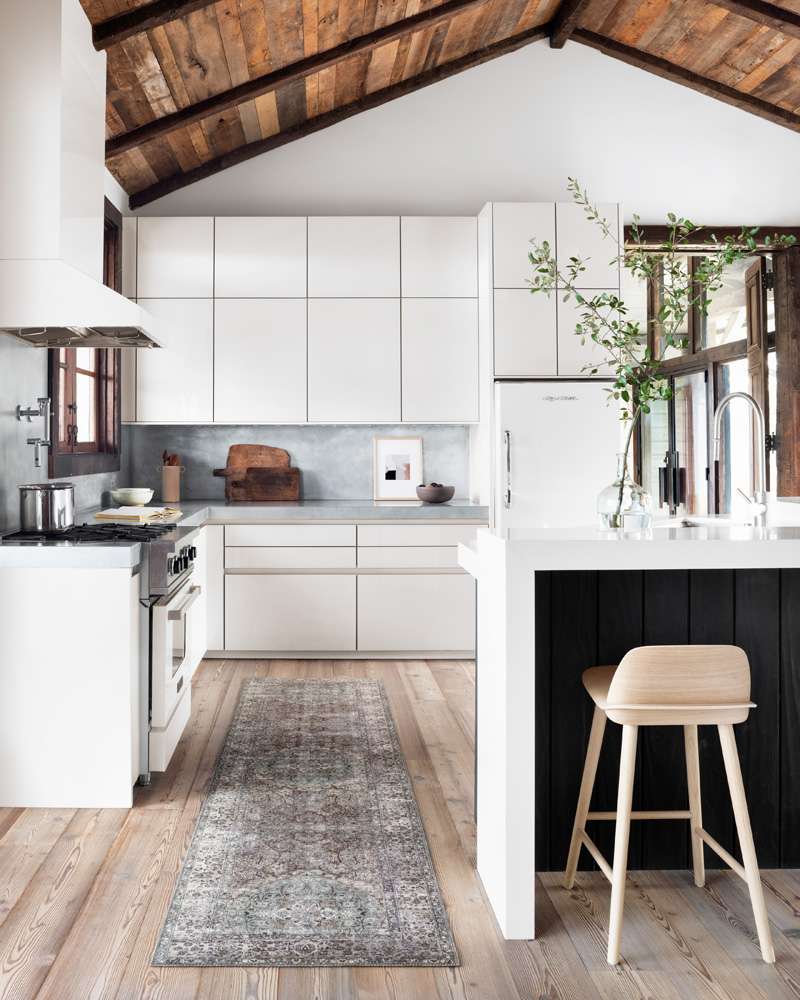 Loloi - Layla Taupe / Stone 18in x 18in Sample Rug - LAYLLAY-06TASN160S veiw 4