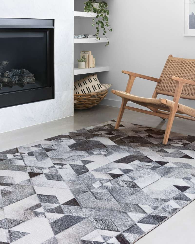 Loloi - Maddox Grey / Ivory 2-3in x 3-9in Accent Rug - MADDMAD-03GYIV2339 veiw 2