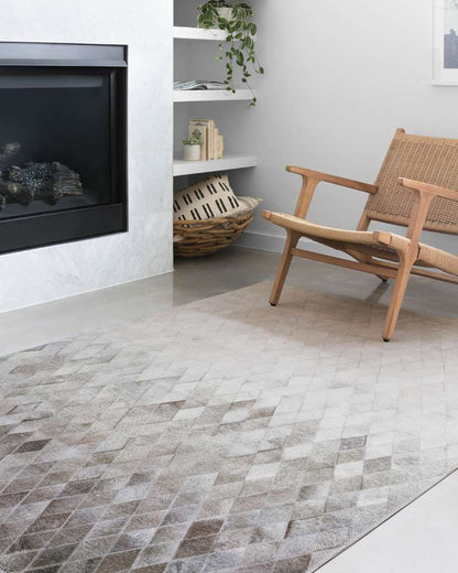 Loloi - Maddox Sand / Taupe 7-6in x 9-6in Area Rug - MADDMAD-04SATA7696 veiw 2