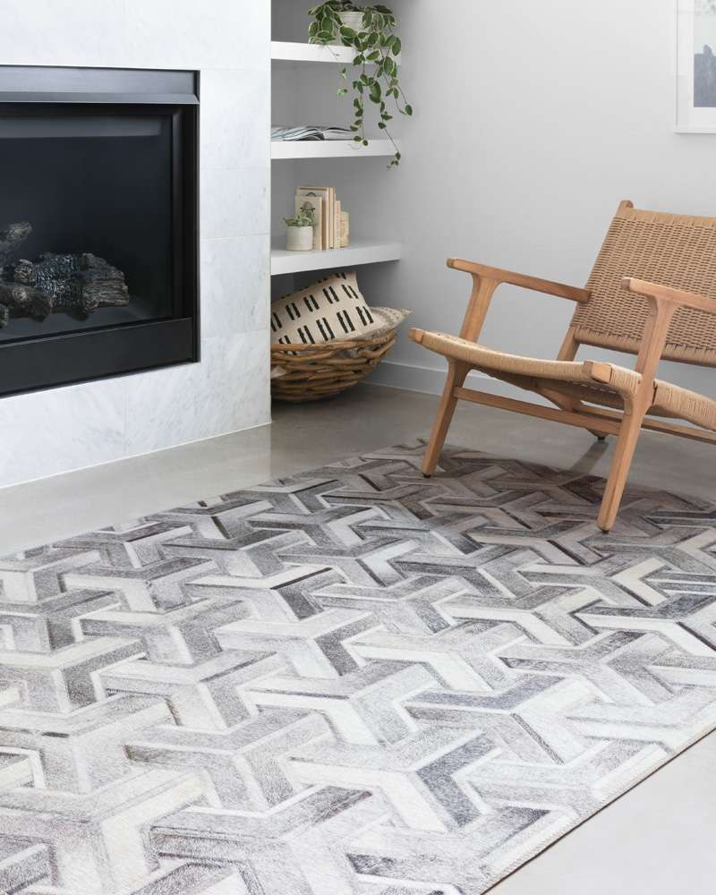 Loloi - Maddox Silver / Ivory 7-6in x 9-6in Area Rug - MADDMAD-05SIIV7696 veiw 2