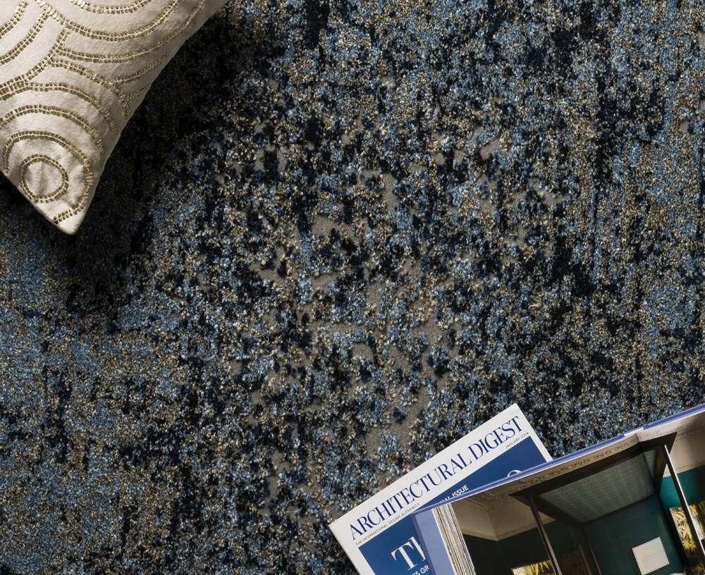 Loloi - Viera Grey / Navy 8-11in x 12-5in Area Rug - VIERVR-07GYNV8BC5 veiw 3