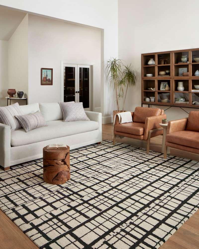 Chris Loves Julia x Loloi - Polly Black / Ivory 18in x 18in Sample Rug - POLLPOL-02BLIV160S veiw 2