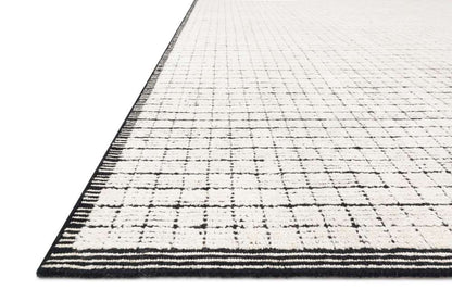 Loloi - Beverly Ivory / Black 4-0in x 6-0in Accent Rug - BEVEBEV-01IVBL4060 veiw 5