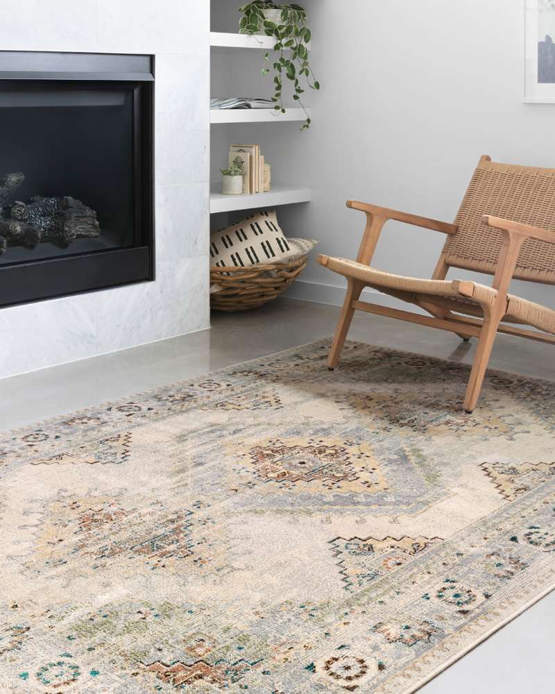 Loloi - Isadora Oatmeal / Silver 4-0in x 6-0in Accent Rug - ISADISA-01OTSI4060 veiw 2