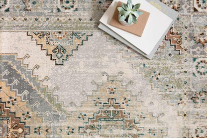 Loloi - Isadora Oatmeal / Silver 4-0in x 6-0in Accent Rug - ISADISA-01OTSI4060 veiw 4