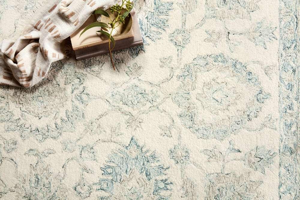 Loloi - Norabel Ivory / Blue 8-6in x 12 Area Rug - NORBNOR-04IVBB86C0 veiw 3