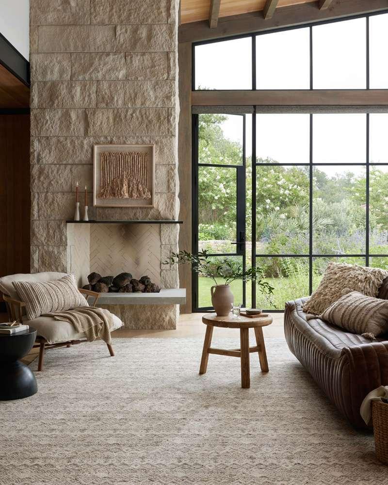 Loloi - Raven Dove / Ivory 5-6in x 8-6in Area Rug - RAVERAV-03DVIV5686 veiw 2