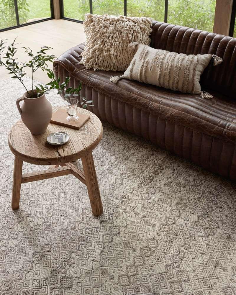 Loloi - Raven Dove / Ivory 9-3in x 13 Area Rug - RAVERAV-03DVIV93D0 veiw 3