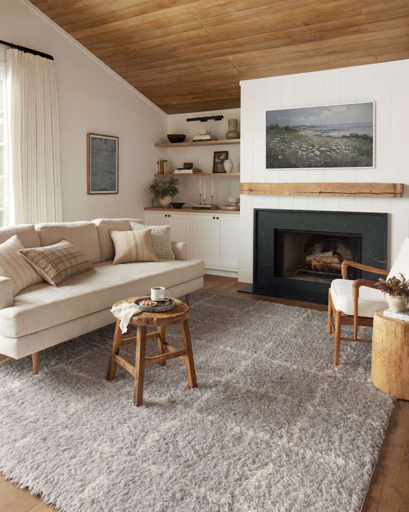 Angela Rose x Loloi - Amira Silver / Ivory 18in x 18in Sample Rug - AMIRAMI-04SIIV160S veiw 2