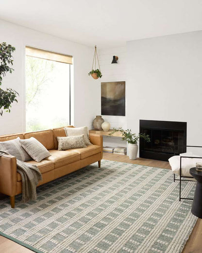 Angela Rose x Loloi - Colton Ivory / Sage 4-0in x 6-0in Accent Rug - COLOCON-03IVSG4060 veiw 2