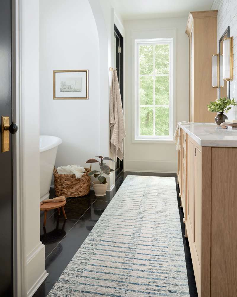 Chris Loves Julia x Loloi - Chris Ivory / Denim 2-6in x 7-6in Runner Rug - CHRICHR-01IVDE2676 veiw 3