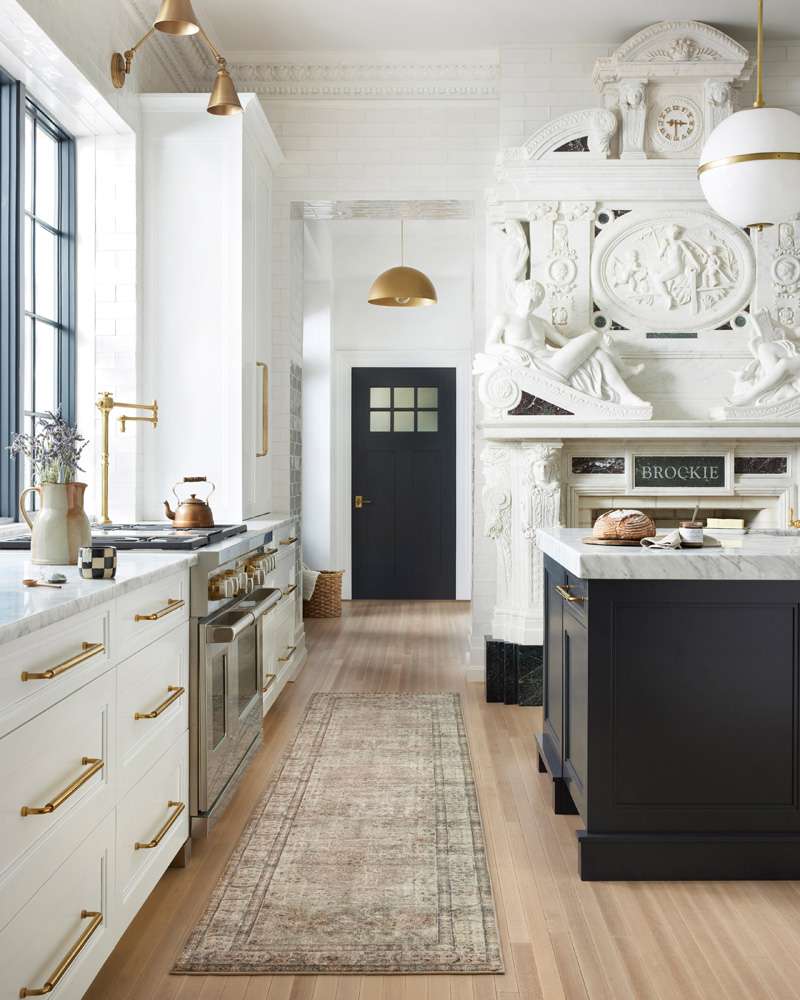 Loloi - Margot Antique / Sage 3-6in x 5-6in Accent Rug - MARGMAT-01ANSG3656 veiw 6