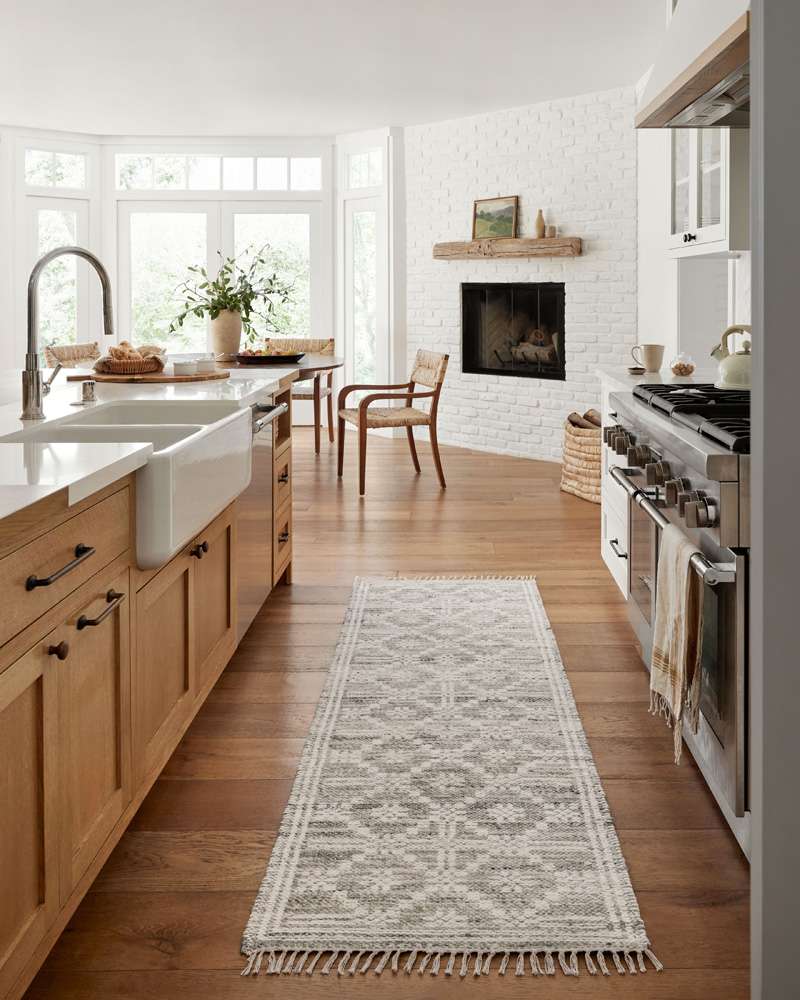 Angela Rose x Loloi - Rivers Lagoon / Ivory 7-9in x 9-9in Area Rug - RIVRRIV-02LJIV7999 veiw 3
