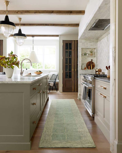 Chris Loves Julia x Loloi - Francis Green / Natural 2-0in x 5-0in Accent Rug - FRASFRA-02GRNA2050 veiw 3