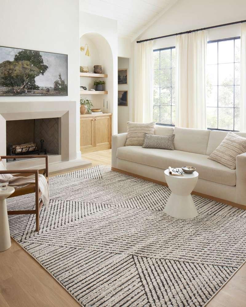 Loloi - Fabian Charcoal / Ivory 4-0in x 6-0in Accent Rug - FABIFAB-06CCIV4060 veiw 2